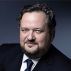 Slawomir Krupa - Directeur général / Chief Executive Officer