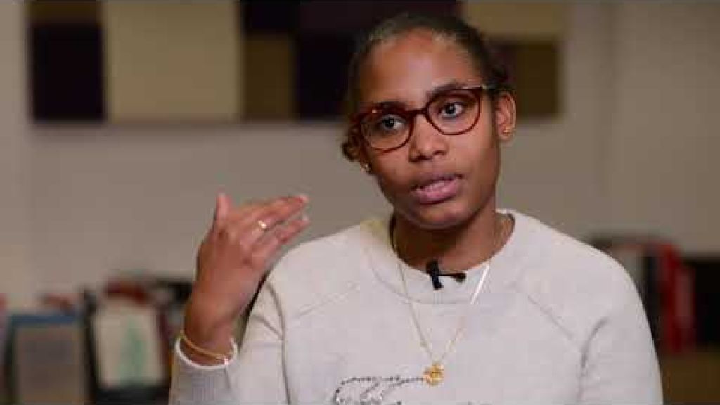 Preview image for the video "Anne-Sophie Leric, étudiante à l'IT School en alternance chez Société Générale".