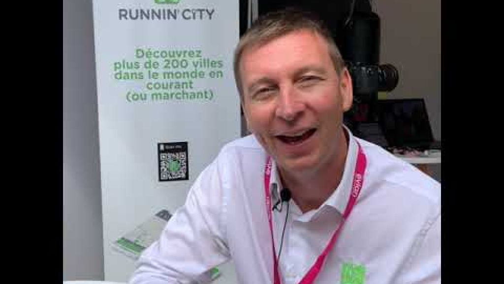 Preview image for the video "RUNNIN'CITY".