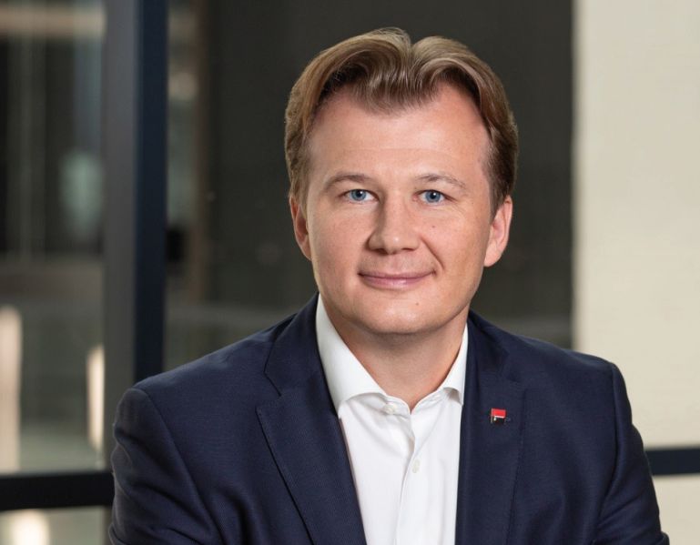 Ilya Polyakov - Responsable adjoiont Global Banking & Advisory / Deputy Head of Global Banking and Advisory