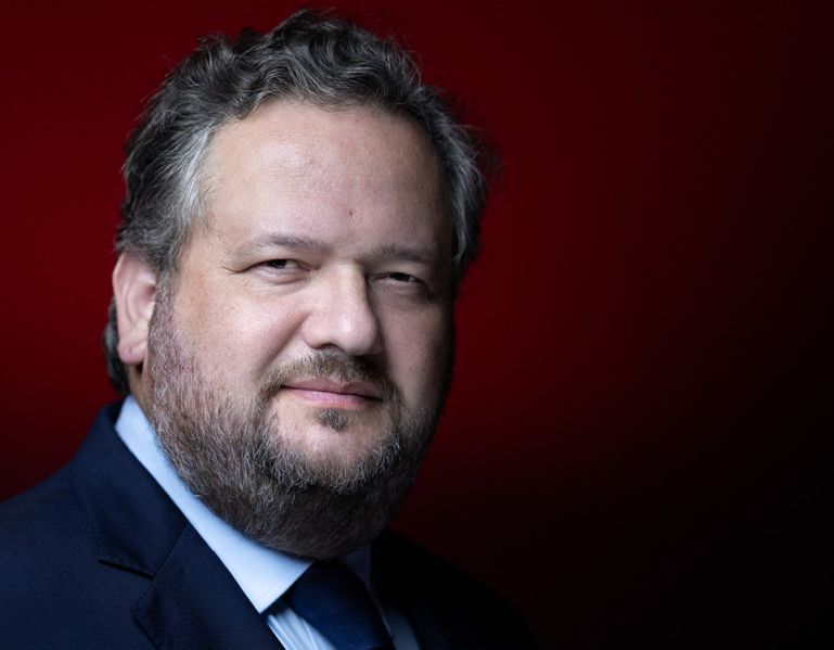 Slawomir Krupa - Directeur général / Chief Executive Officer